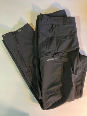 Eddie Bauer women’s First Ascent black Alpine Guide Pro pants